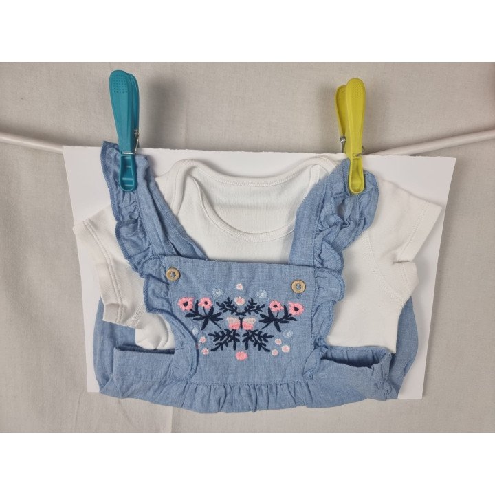 0–3 months baby girl 2-piece outfit – white bodysuit & embroidered blue romper