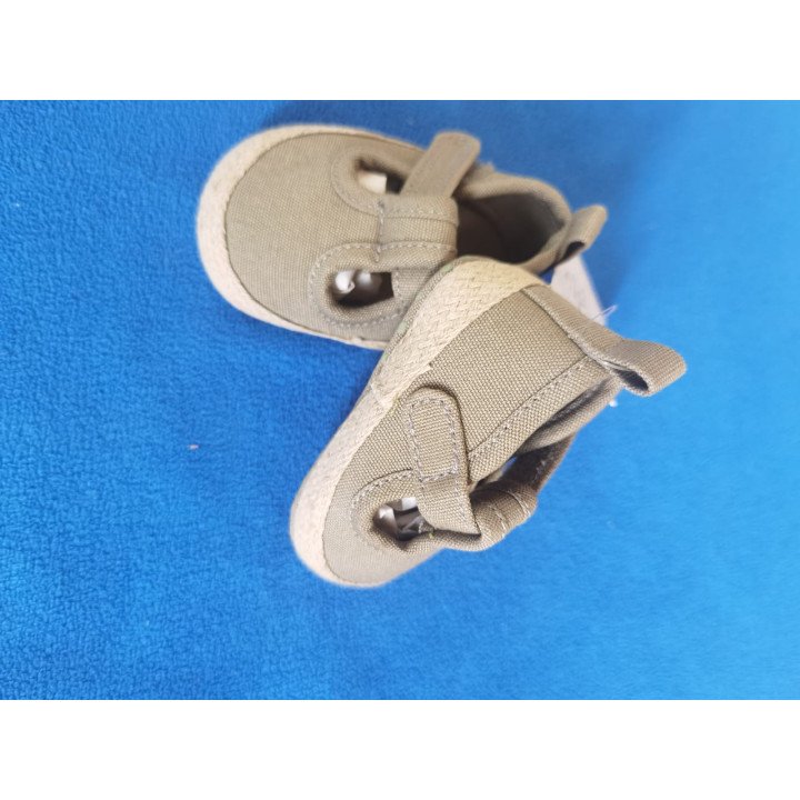 Baby Soft Sole Shoes – Sage Green – Non-Slip – New with Tags – 0–3 Months